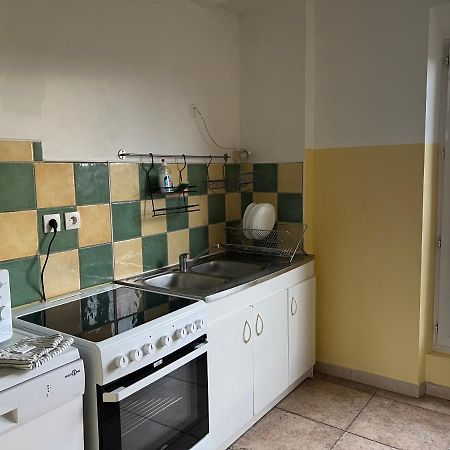 Le Relais De Saint Loup 1 A 66 Personnes Leilighet Montereau-faut-Yonne Eksteriør bilde